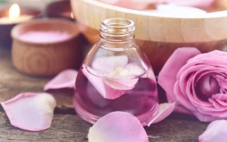 LOTIOUN VUN ROSE PETALS